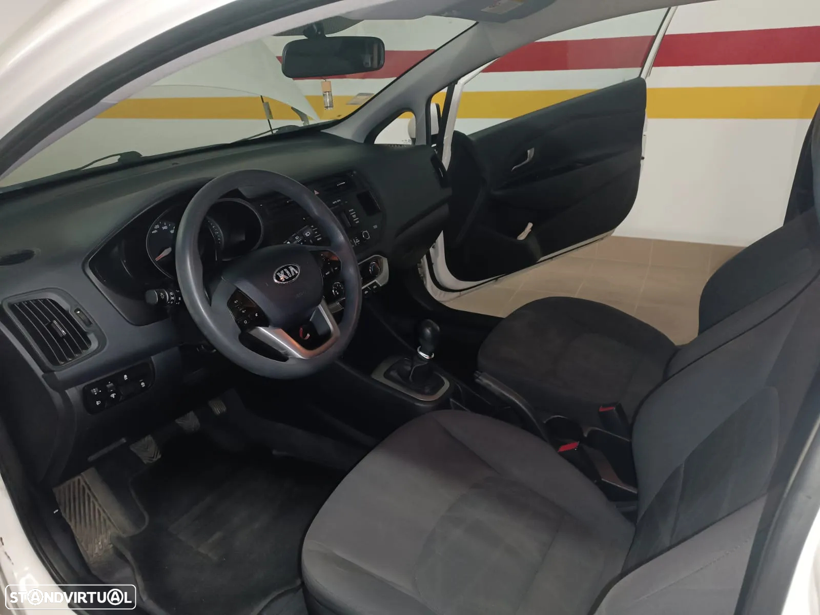 Kia Rio 1.1 CRDi EX - 7