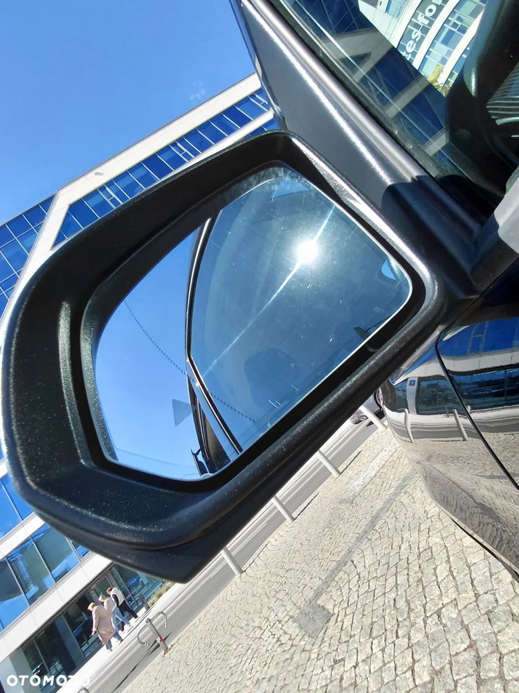 Mercedes-Benz Klasa V 220 d Avantgarde 9G-Tronic (d³ugi) - 31