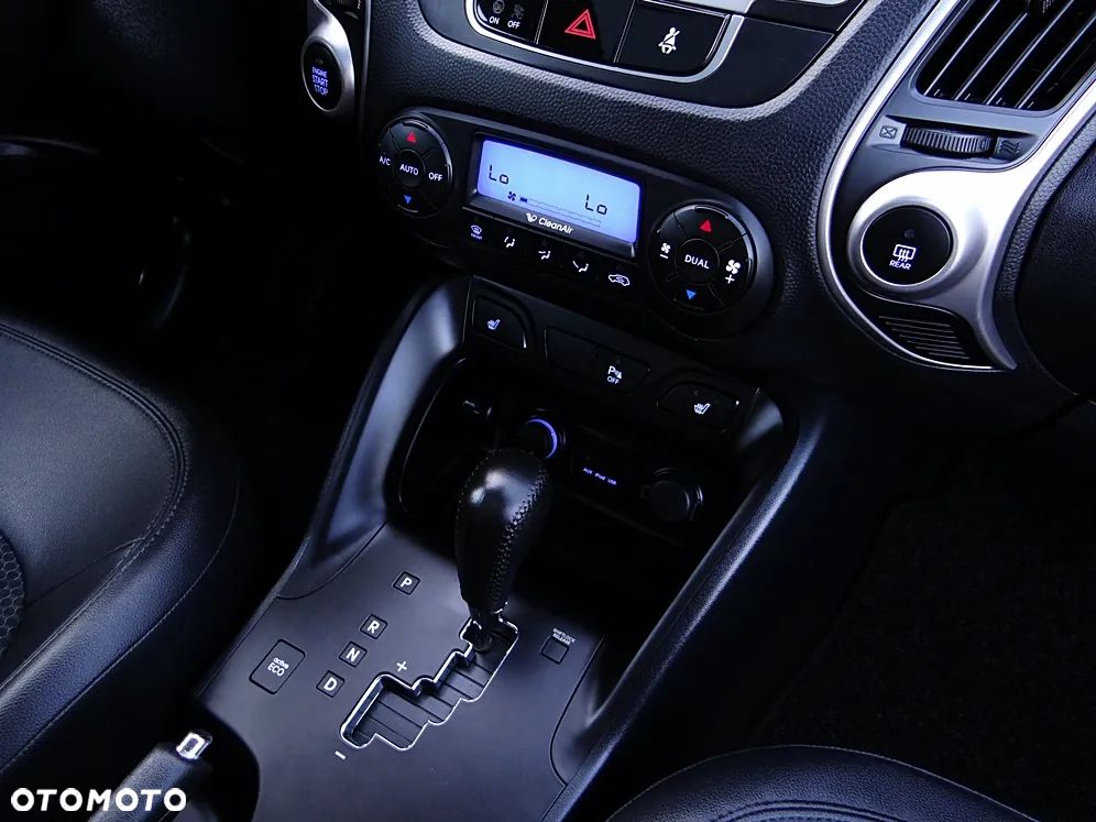 Hyundai ix35 2.0 CRDi 4WD Automatik Premium - 31
