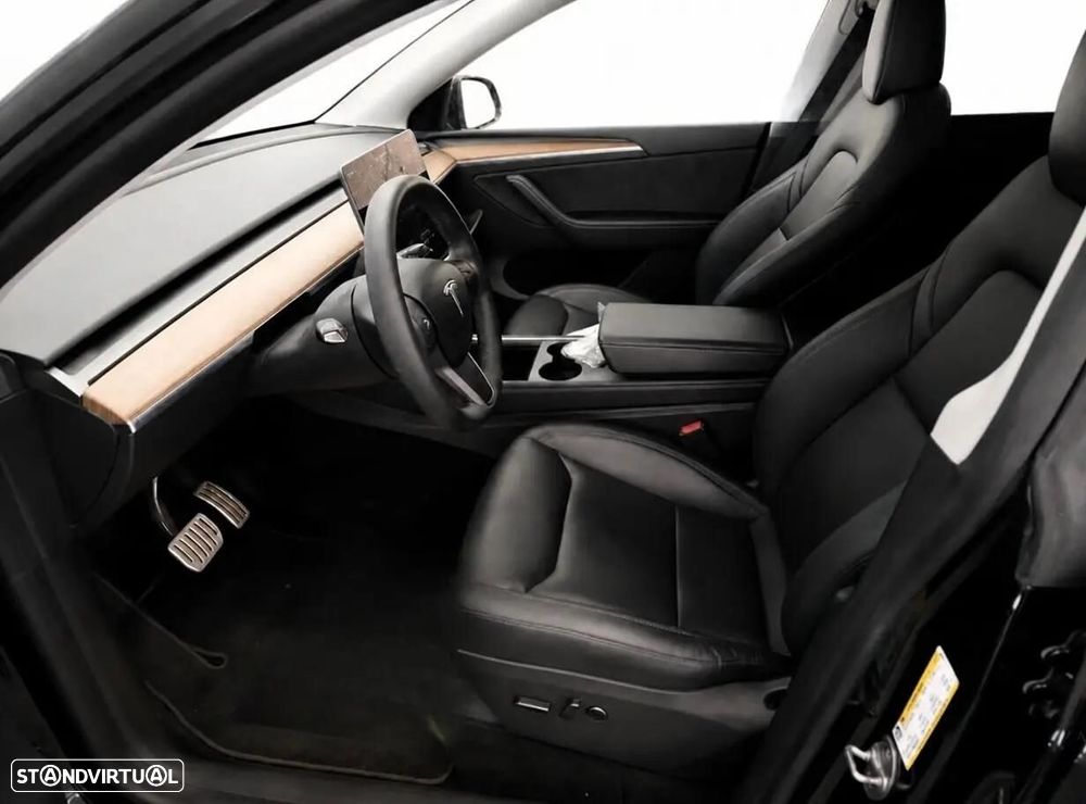 Tesla Model Y Performance Dual Motor AWD — photo 4