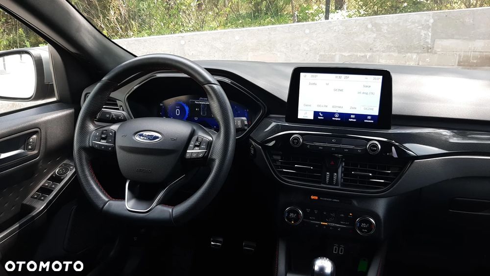 Ford Kuga 1.5 EcoBoost FWD ST-Line X - 18