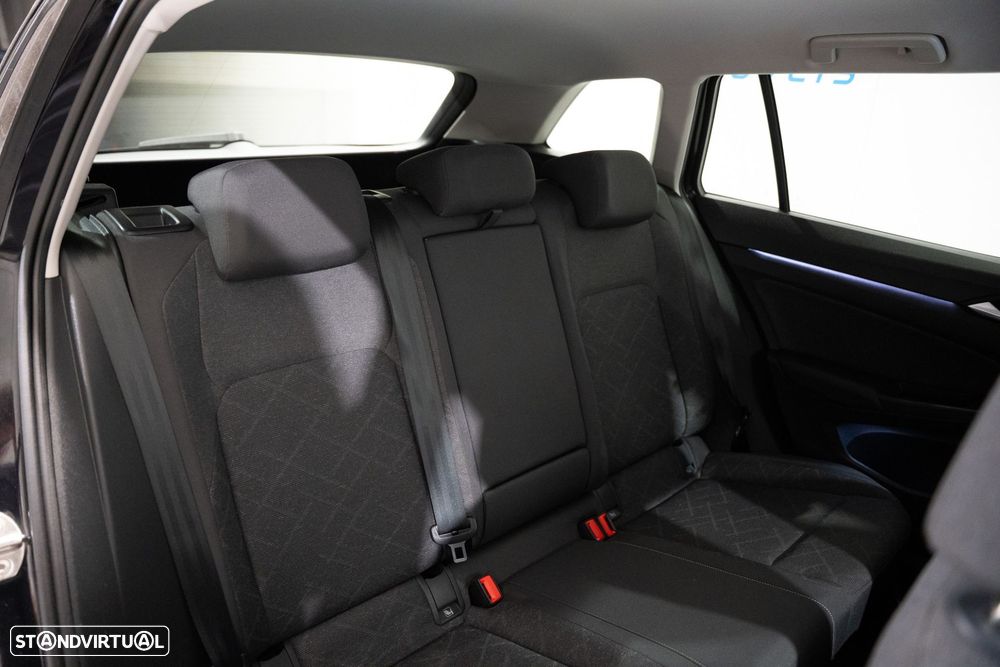VW Golf Variant 1.0 TSI Sportline - 22