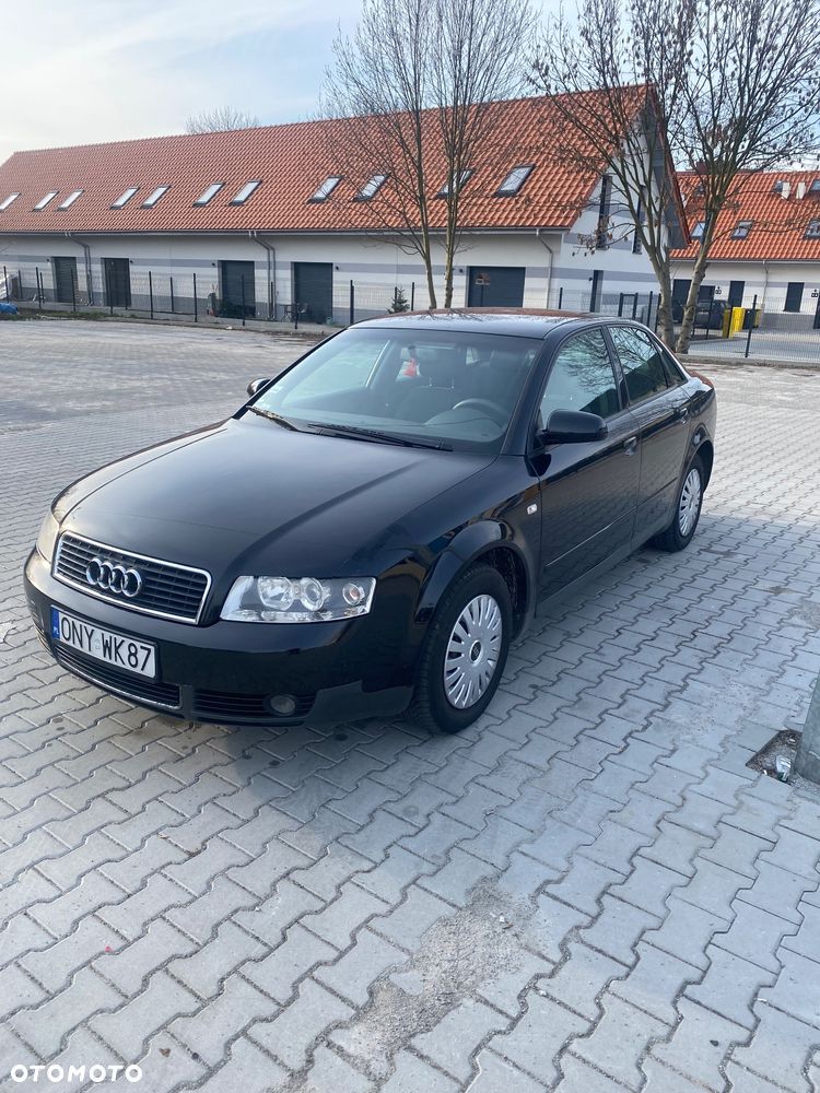 Audi A4 Limousine - 2