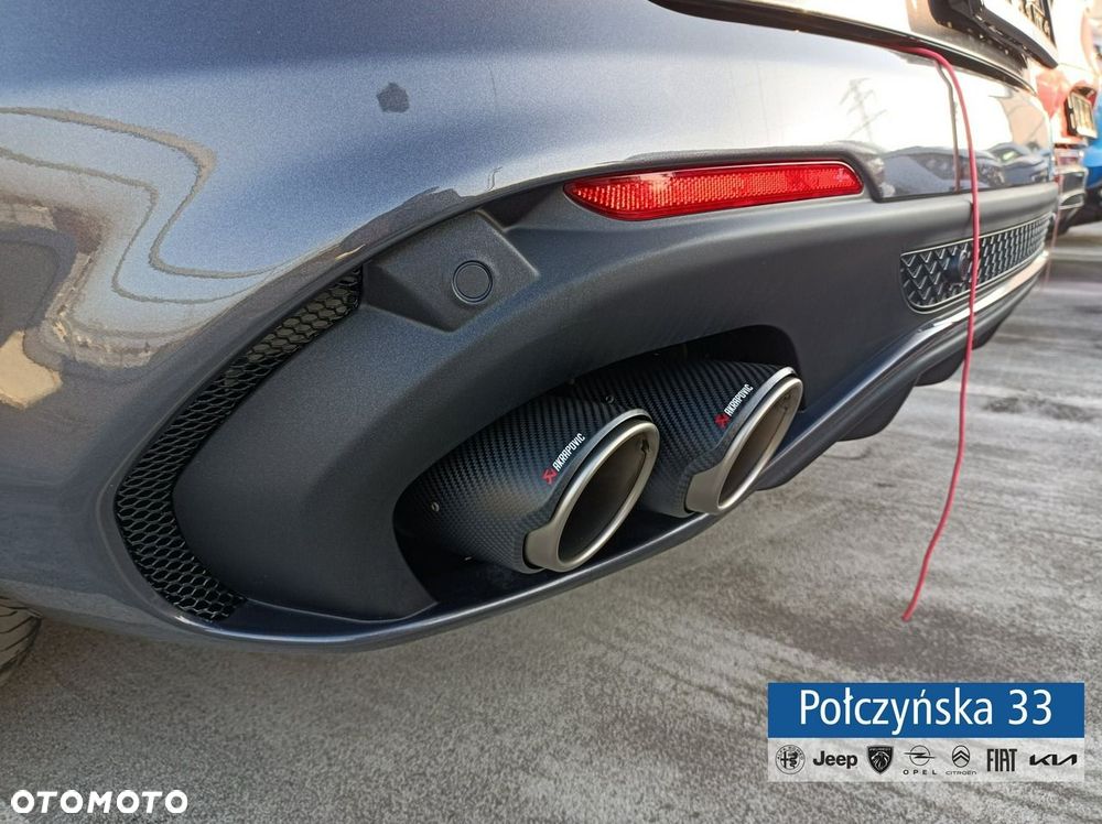 Alfa Romeo Stelvio - 38