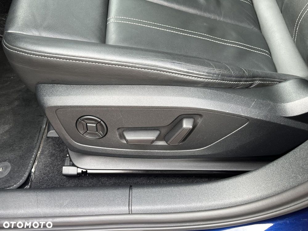 Audi A3 Limousine 40 TFSI Quattro Advanced S tronic - 34