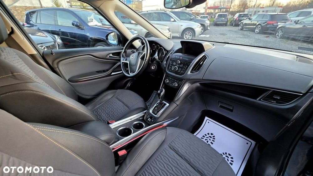 Opel Zafira - 25