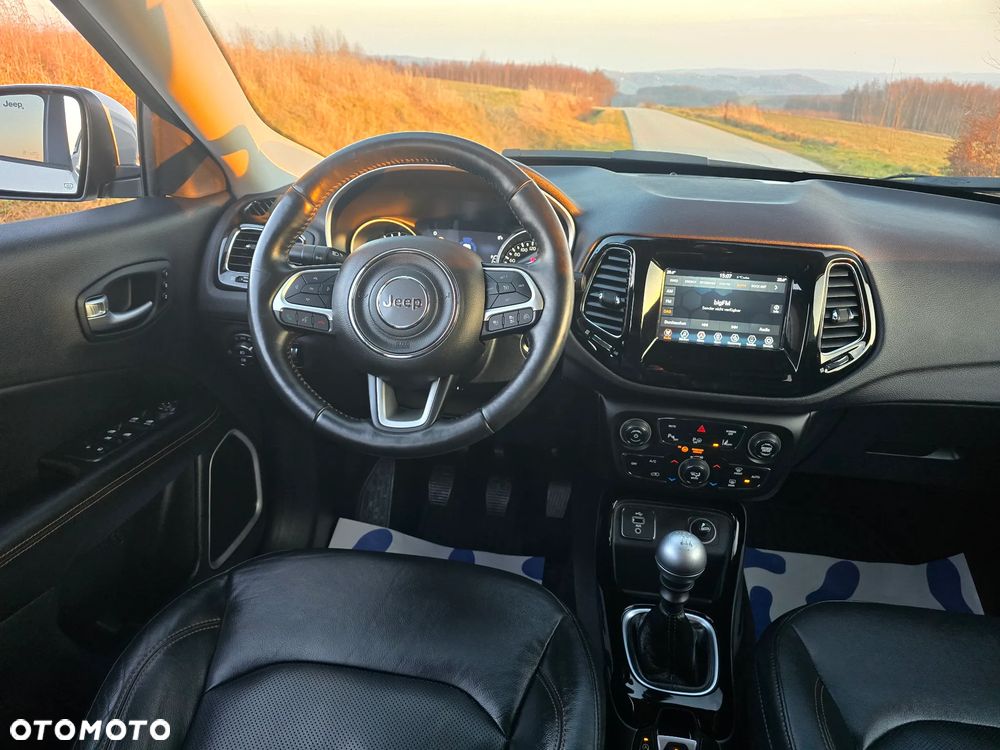 Jeep Compass 1.4 MultiAir Business Line - 27