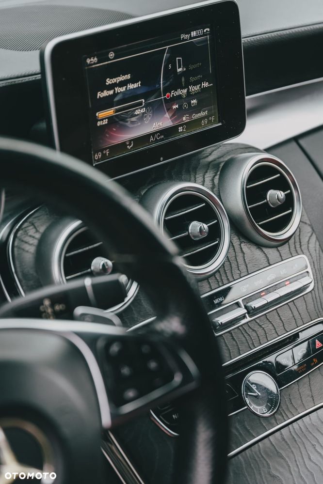 Mercedes-Benz Klasa C 450 AMG 4Matic 7G-TRONIC - 15