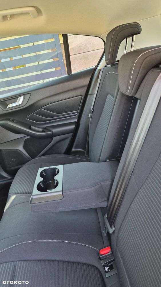 Ford Focus 1.5 EcoBoost Titanium Business - 9