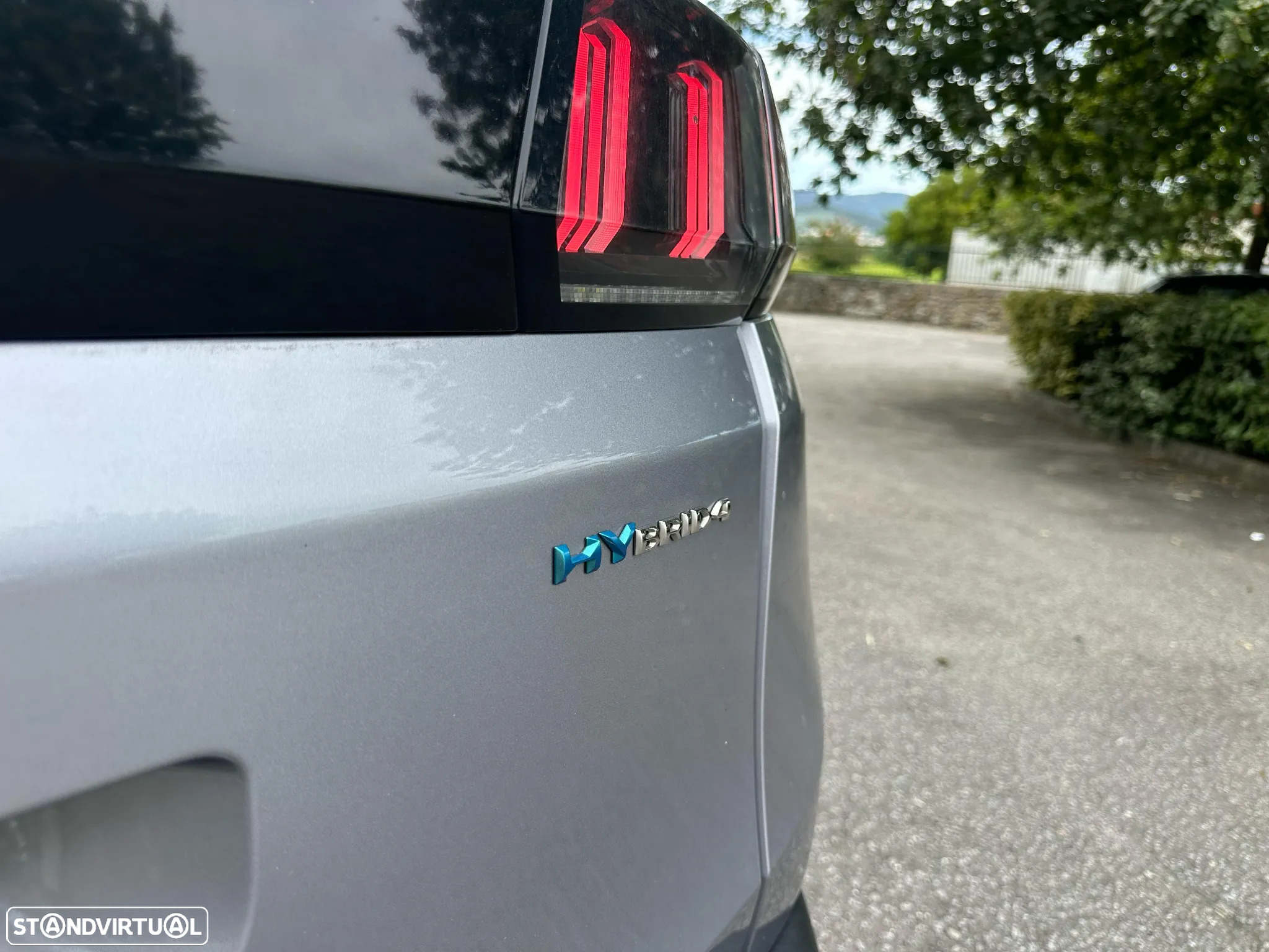 Peugeot 3008 1.6 Hybrid4 Allure Pack e-EAT8 - 18