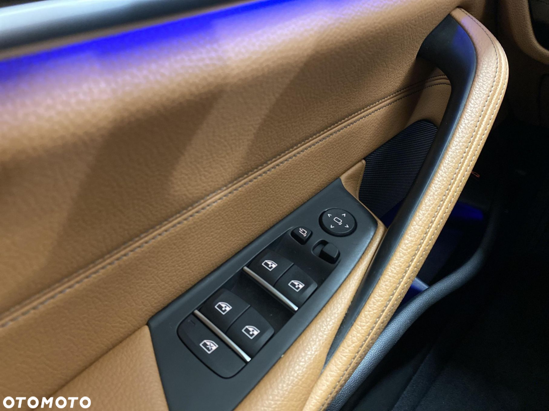 BMW Seria 5 530i Luxury Line - 15