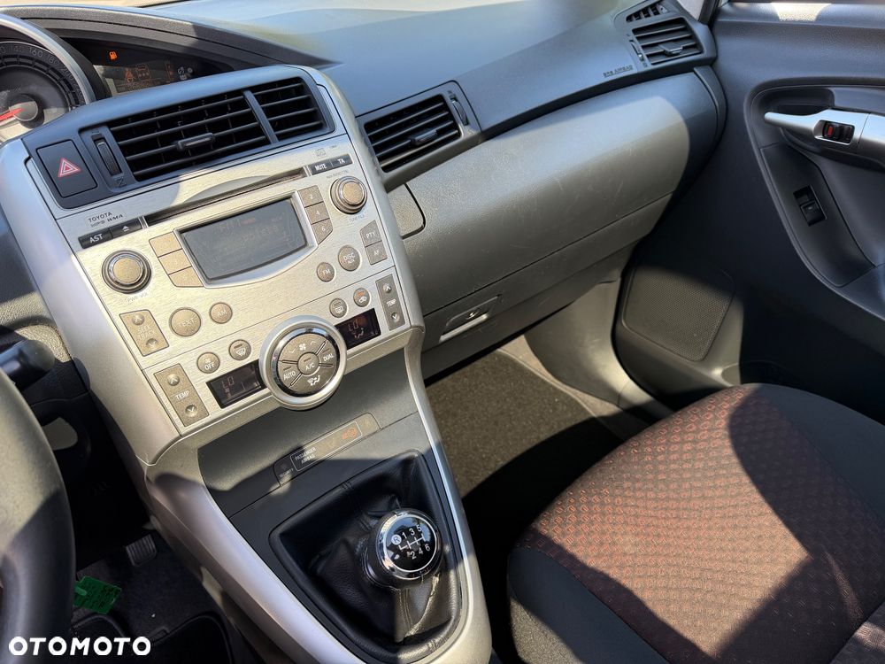 Toyota Verso 1.8 5-Sitzer Comfort - 18