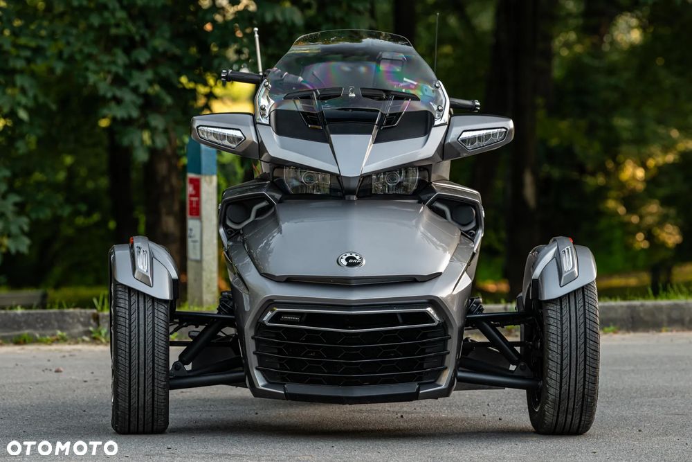 Can-Am Spyder - 7