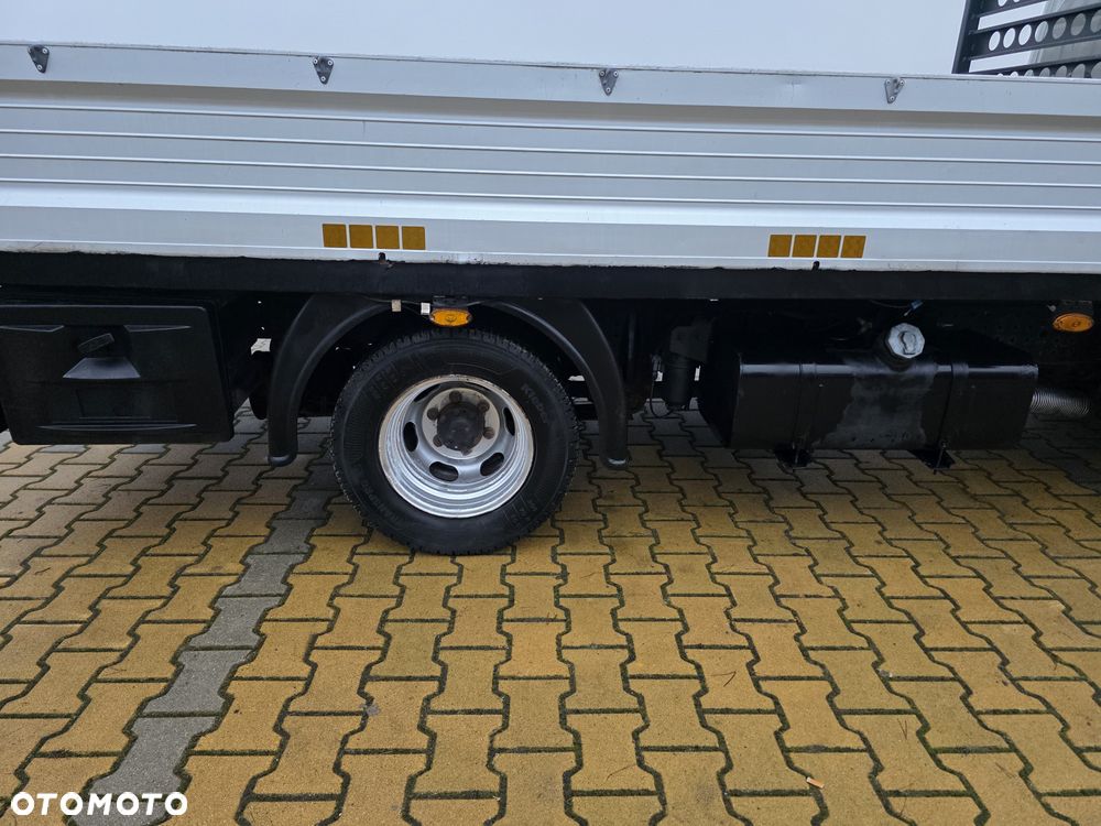 Mitsubishi Fuso Canter - 14