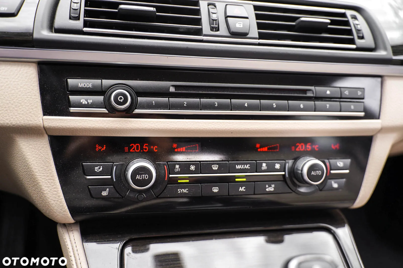 BMW Seria 5 535d Touring Luxury Line - 38