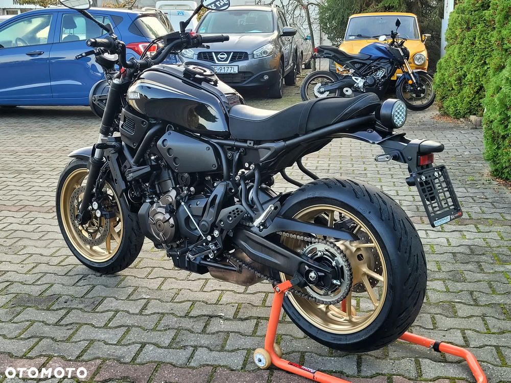 Yamaha XSR - 5