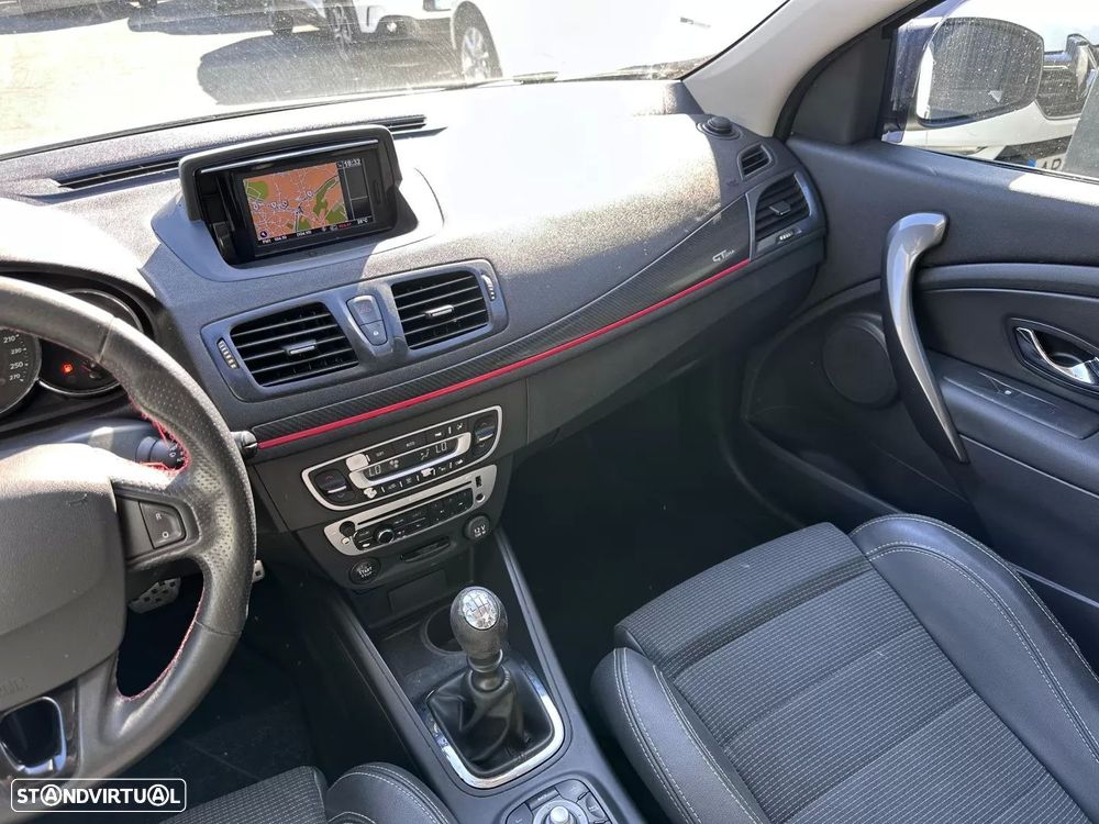 Renault Mégane Sport Tourer 1.5 dCi GT Line - 24