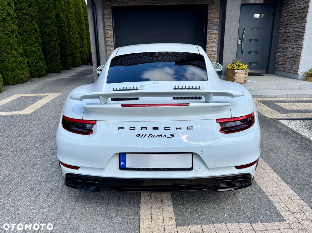 Porsche 911 Turbo S - 7