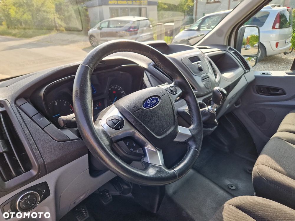 Ford Transit - 13