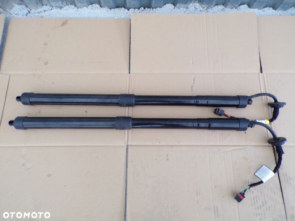 SIŁOWNIK KLAPY SIŁOWNIKI KOMPLET VOLVO XC40 II - 2