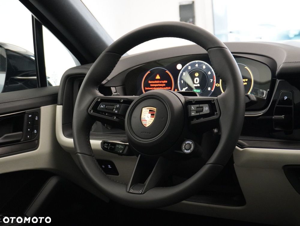 Porsche Cayenne E-Hybrid PHEV Black Edition - 36