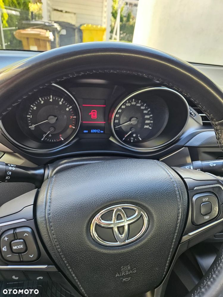 Toyota Avensis - 13