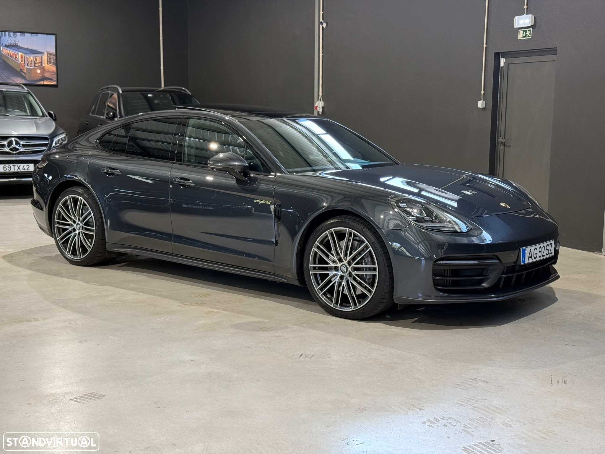 Porsche Panamera 4 E-Hybrid Platinum Edition com PDLS - 5