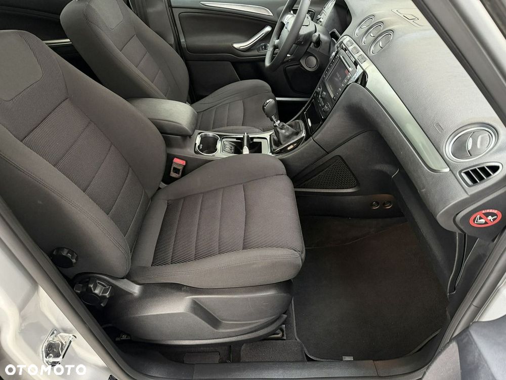Ford Galaxy 2.0 TDCi Titanium - 17