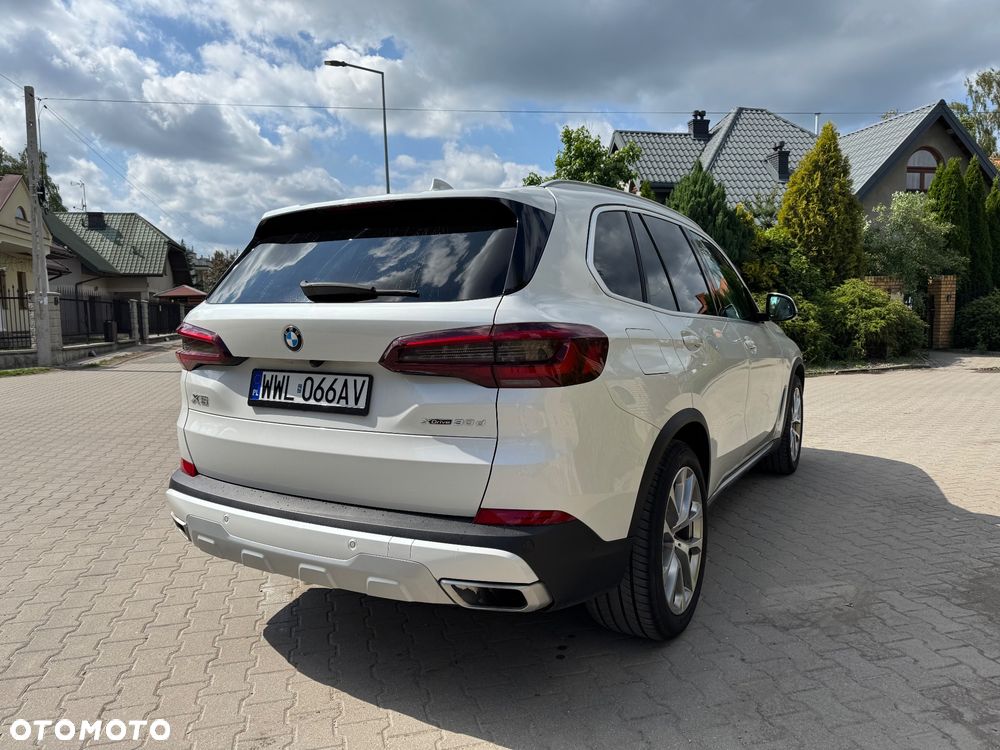 BMW X5 xDrive30d mHEV - 11