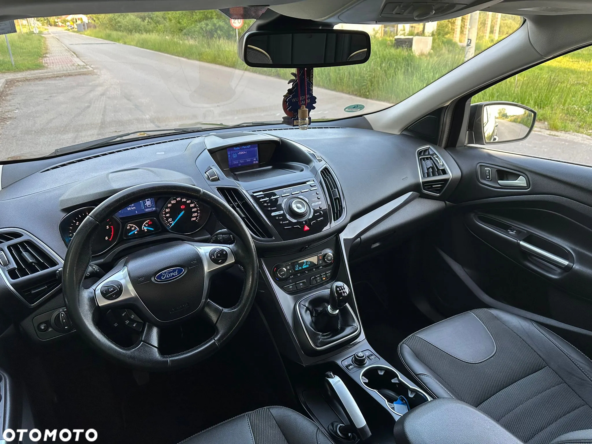 Ford Kuga 2.0 TDCi 4WD Titanium - 24