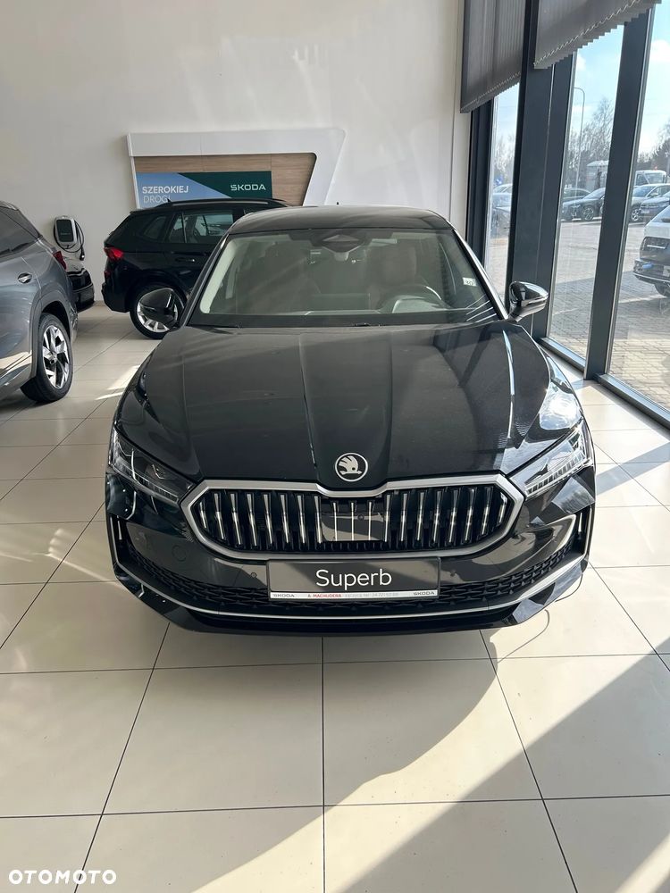 Skoda Superb 2.0 TDI SCR 4x4 L&K DSG - 2