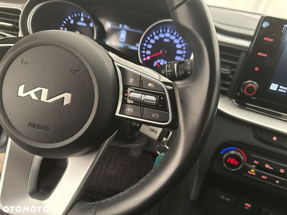 Kia Ceed - 26