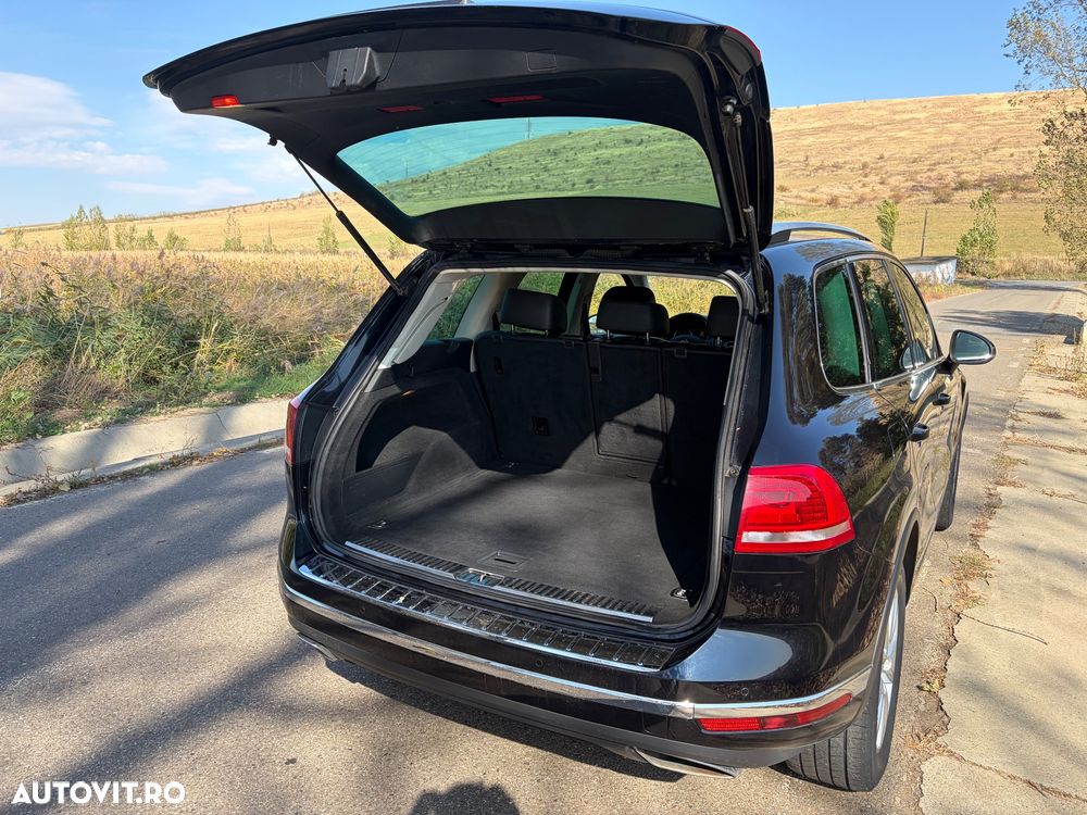 Volkswagen Touareg 3.0 V6 TDI BMT - 16