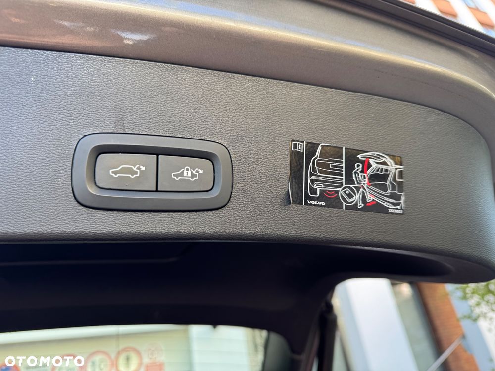 Volvo XC 40 T5 Recharge DKG Essential - 15