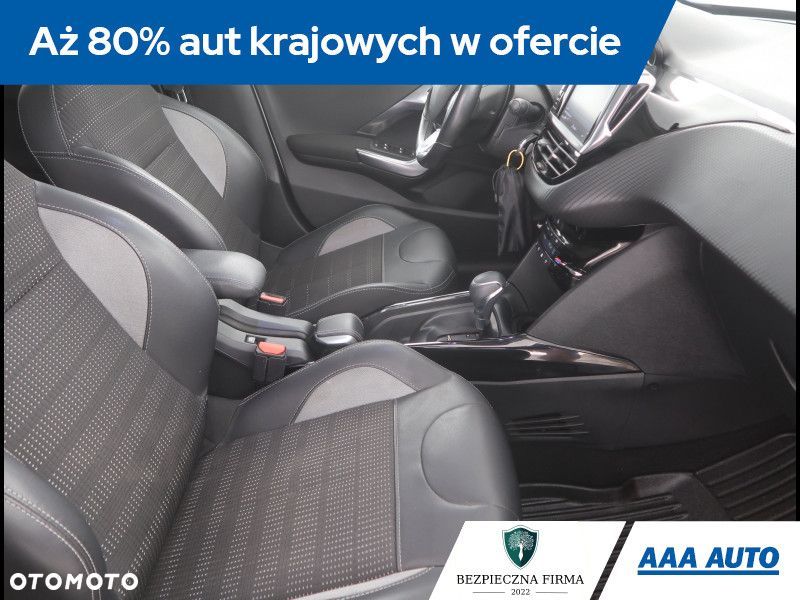 Peugeot 2008 - 10