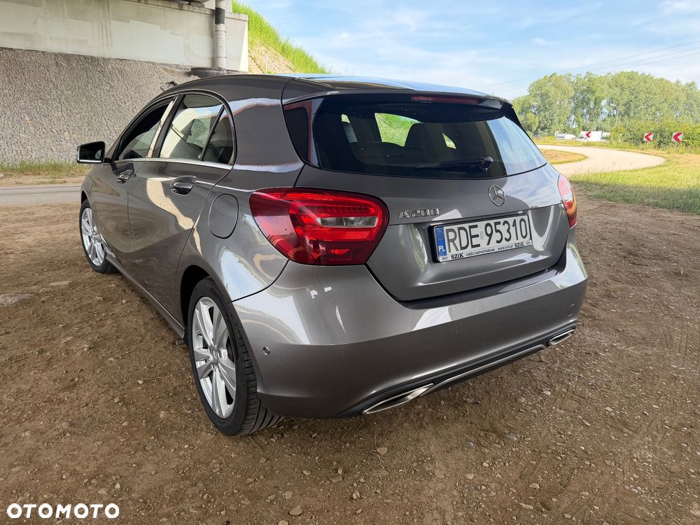 Mercedes-Benz Klasa A 200 (BlueEFFICIENCY) Urban - 4