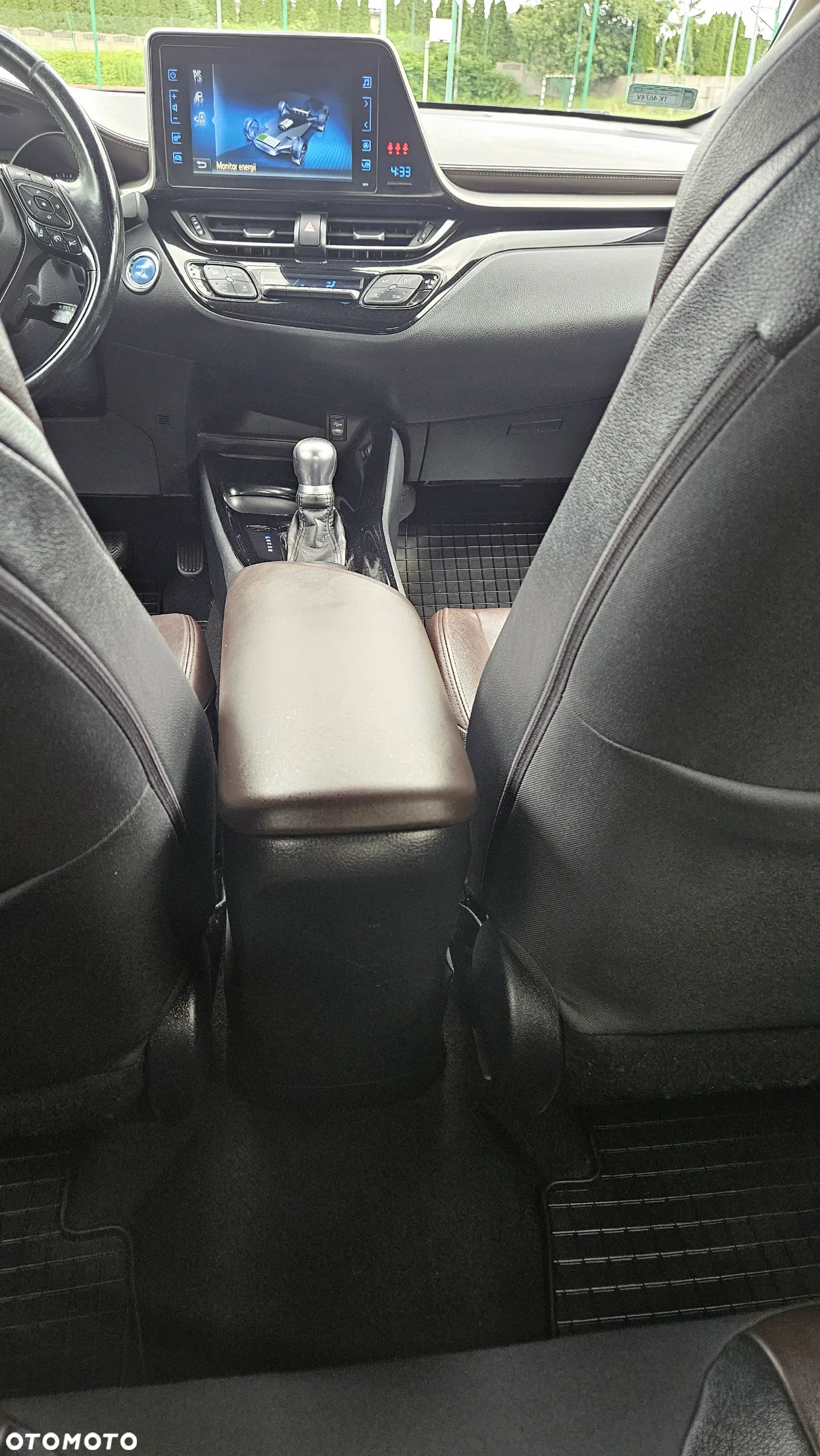 Toyota C-HR 1.8 Hybrid Prestige - 33