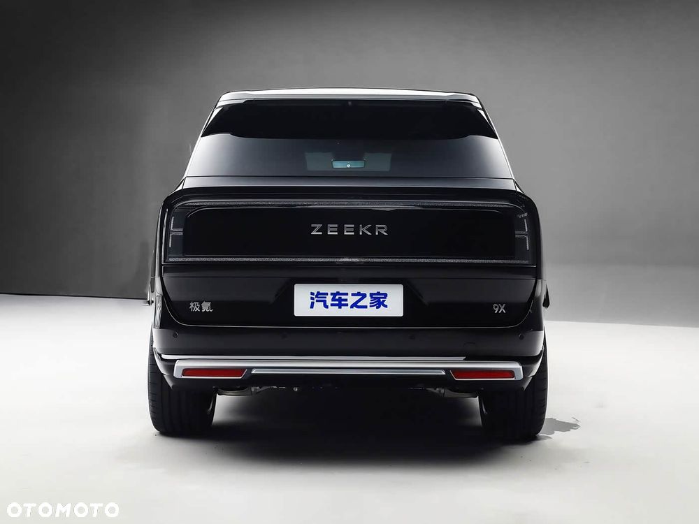 ZEEKR 9X - 7