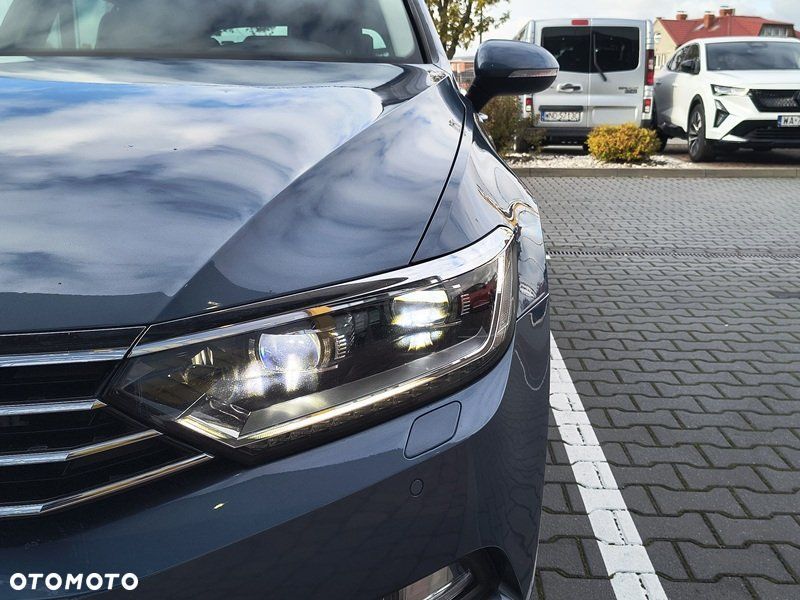 Volkswagen Passat - 9