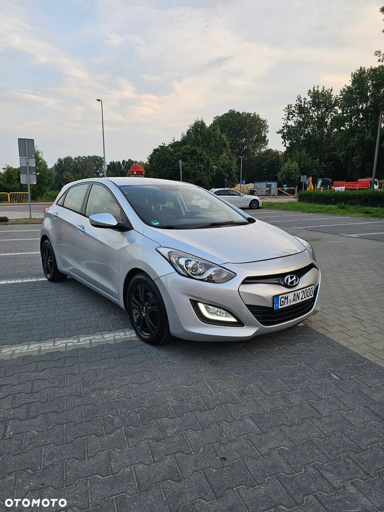Hyundai i30 1.6 CRDI Trend - 8