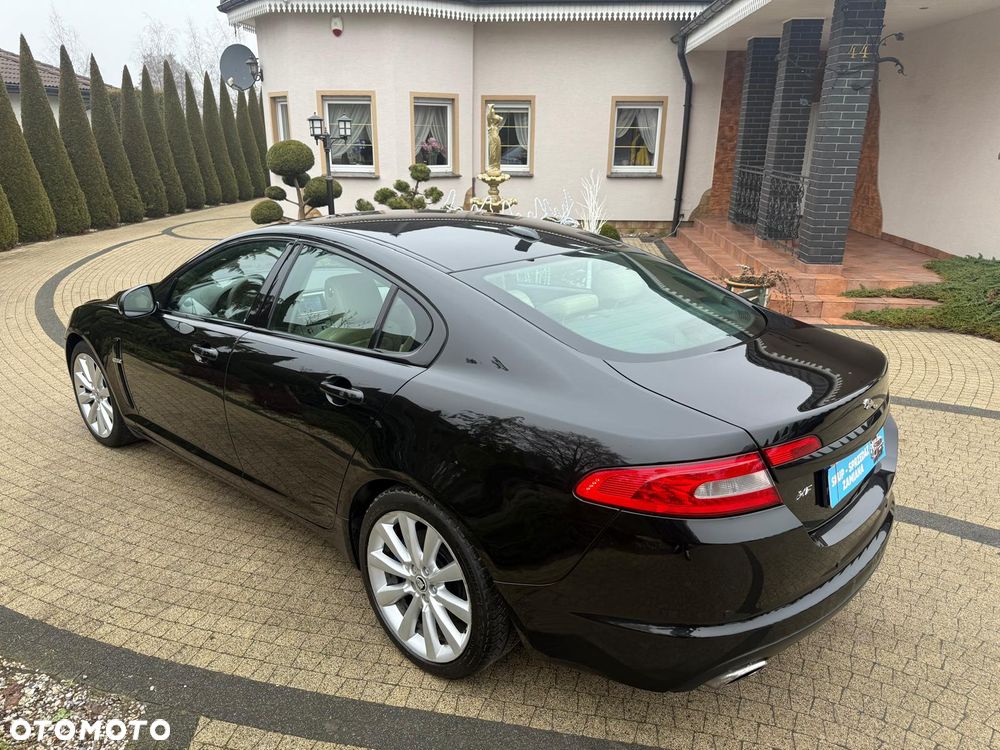 Jaguar XF 3.0 V6 S - 2