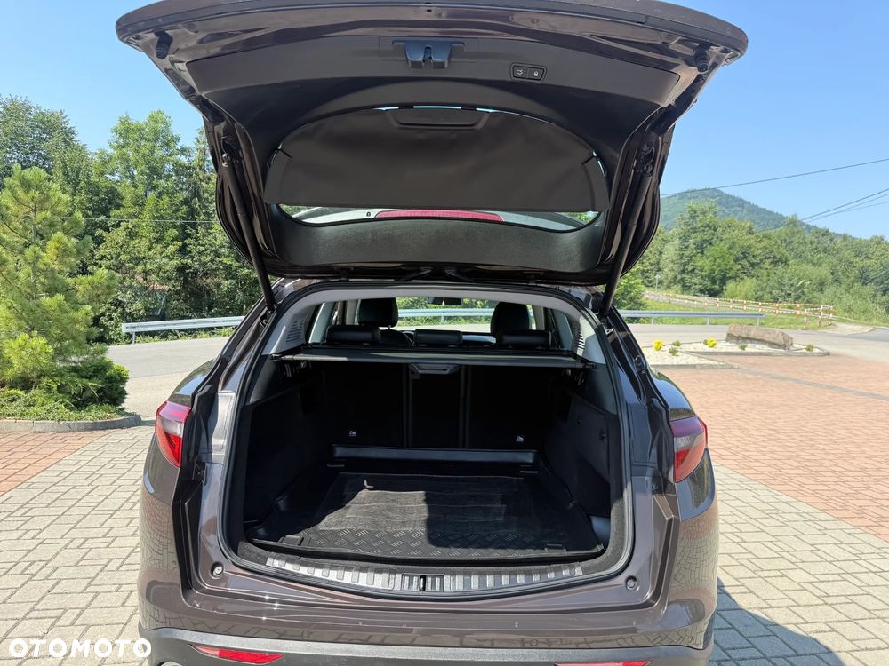 Alfa Romeo Stelvio 2.2 16V AT8 Super - 18