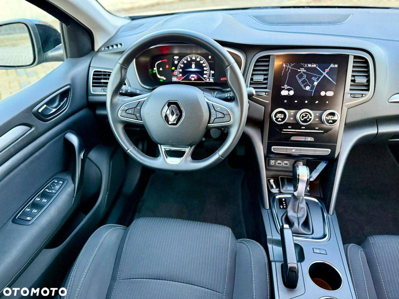 Renault Megane Grandtour TCe 140 GPF EDC LIMITED - 15