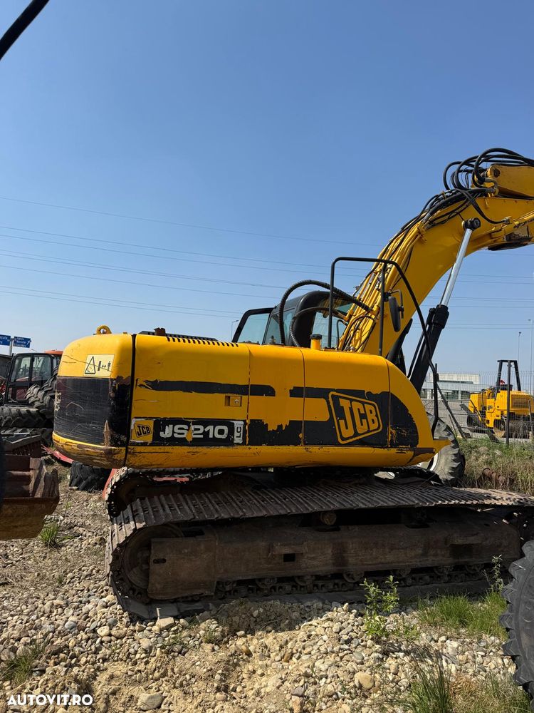 JCB JS210 - 7
