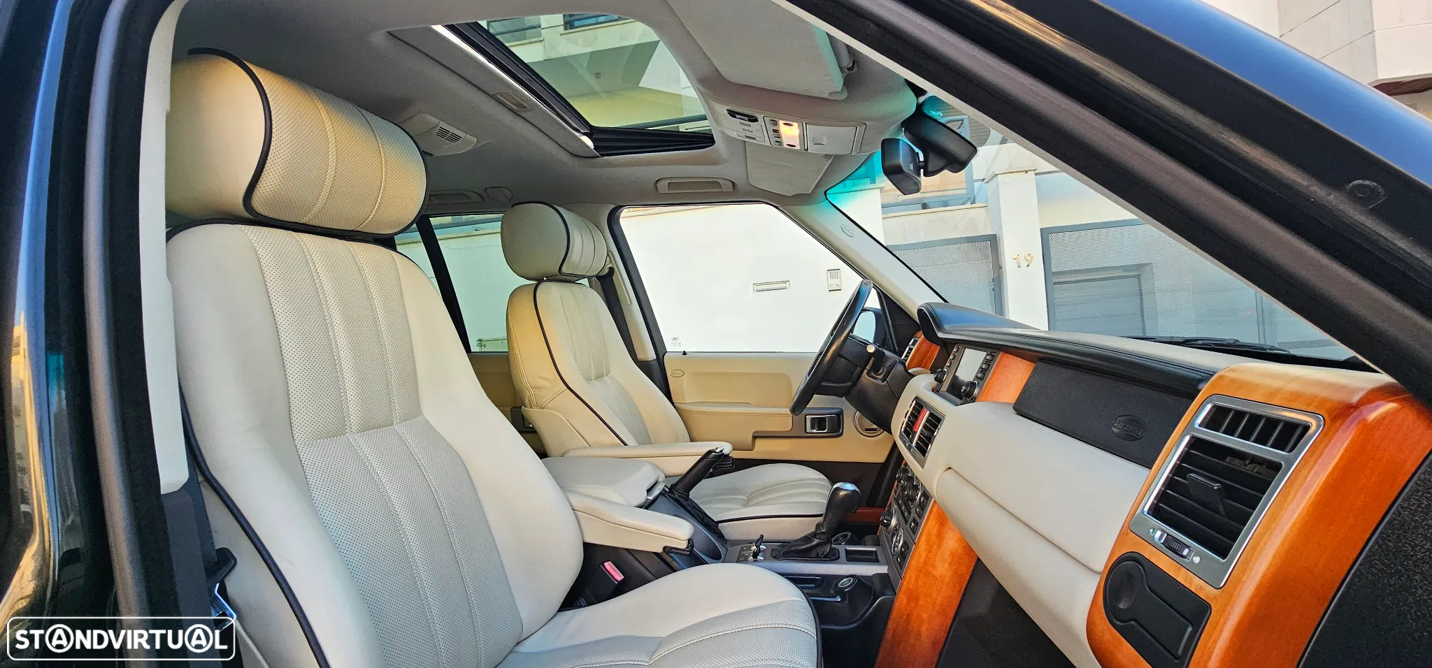 Land Rover Range Rover 4.2 V8 Supercharged - 13