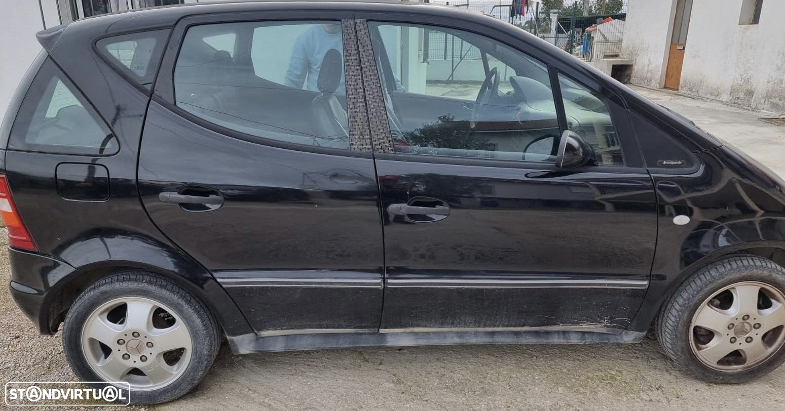 Mercedes Classe A140 (W168) 1.4i de 2000 (PLASTICOS DE TABLIER VENDIDOS) disponí... - 3