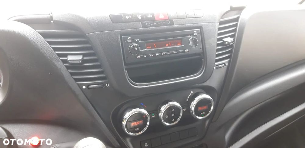 Iveco Daily 35c15 Super Stan chłodnia mrożnia nowy model - 11