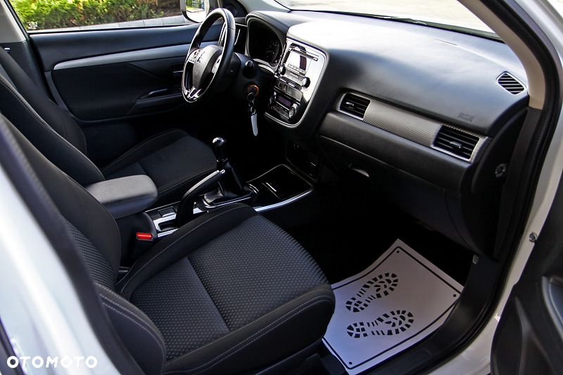 Mitsubishi Outlander 2.0 2WD Edition - 8