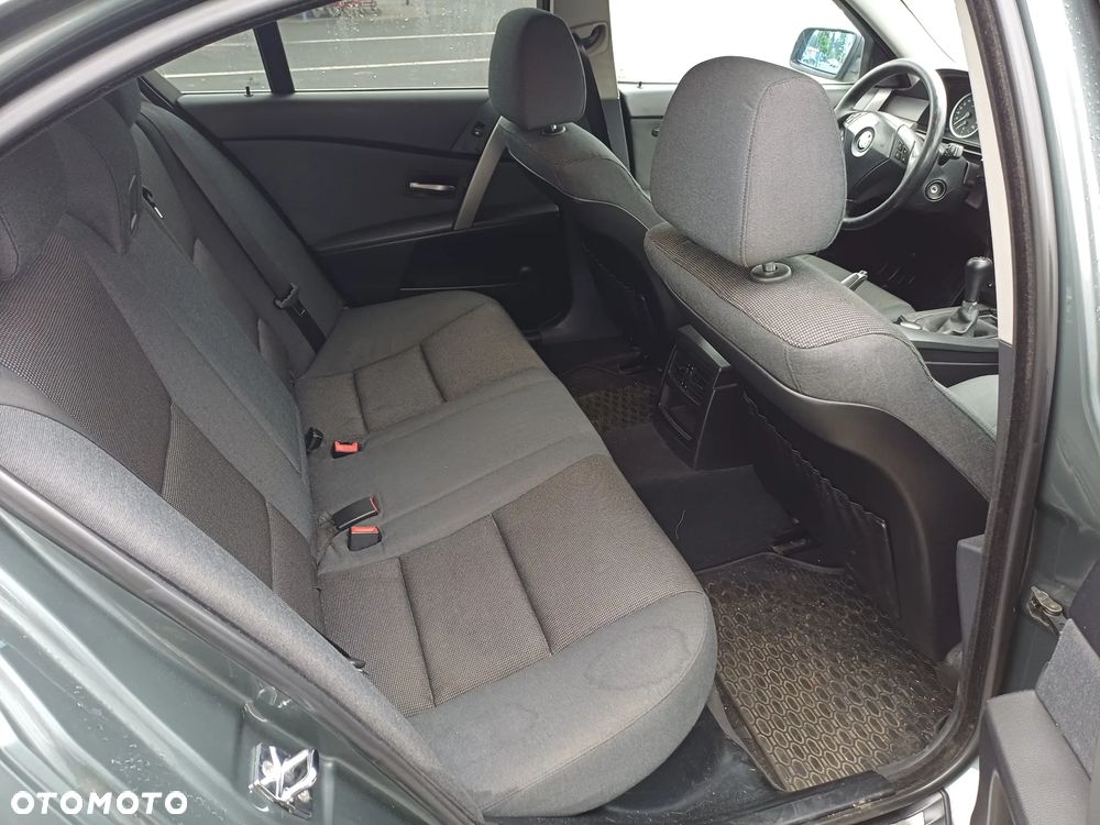 BMW Seria 5 520i - 19