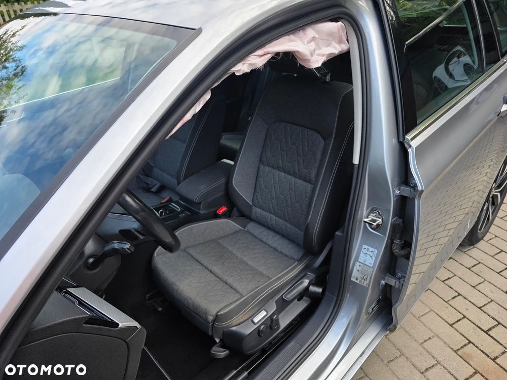 Volkswagen Passat 1.5 TSI EVO Business DSG - 11
